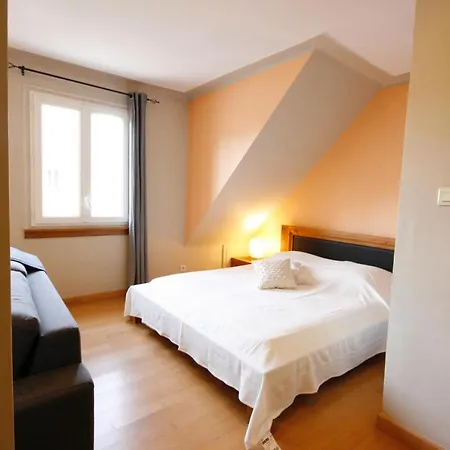 Schweitzer Apartment *